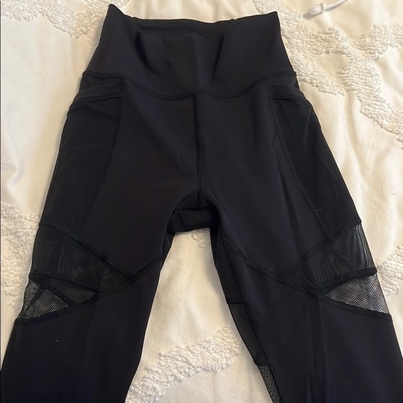 Lululemon mesh cut out leggings - Picture 2 of 3